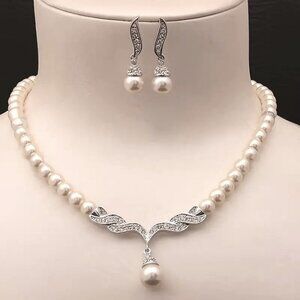 Set Dangle Pearl & Rhinestone Necklace & Earrings Drop Elegant Simple Minimalist